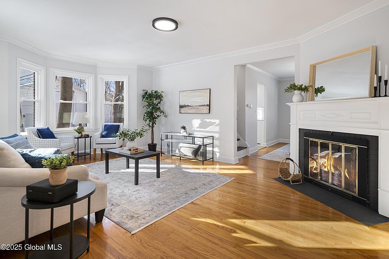 2nd image of 875 Stark Avenue