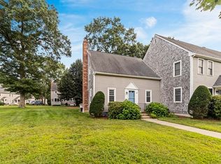 498 Twin Lakes Dr UNIT 498, Halifax, MA 02338
