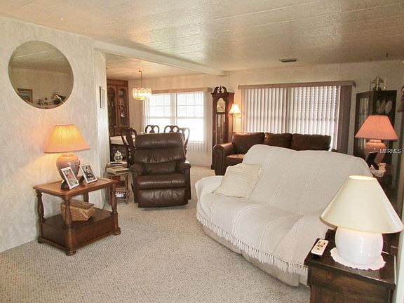 2nd image of 1300 Sun Meadow Ln