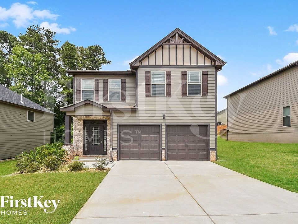 1st image of 896 McDuffie Cir