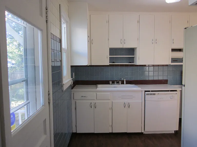 5553 S Prince St — Photo 14