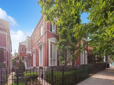 2446 N Janssen Ave, Chicago, IL, 60614