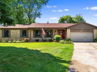 1110 Townline Ct, Grand Blanc, MI 48439