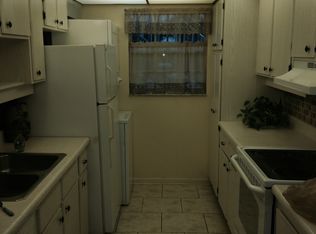 4900 Biscayne Dr APT 3, Naples, FL 34112