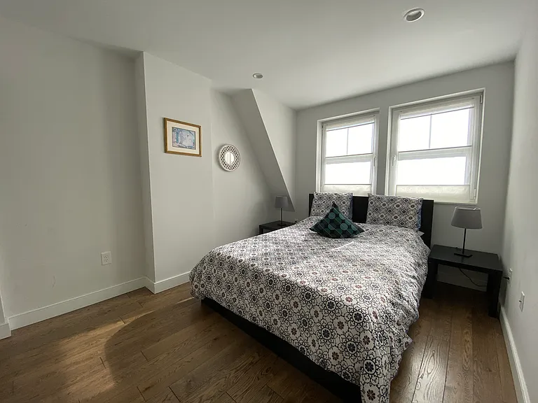 12 Ward St #2 — Photo 8