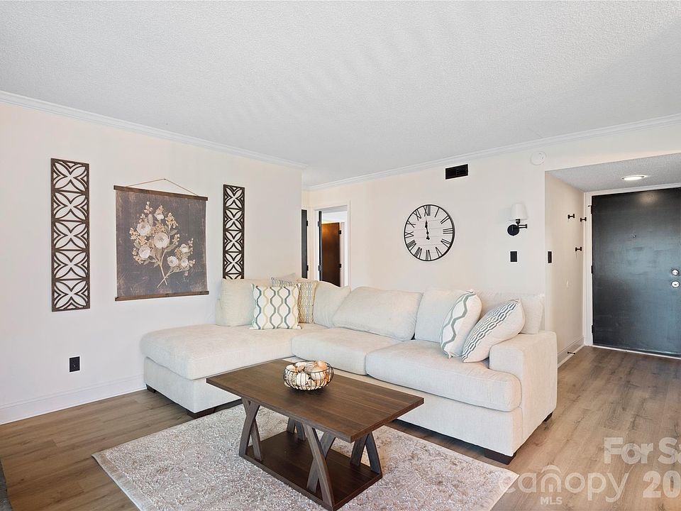 1st image of 11123 Harrowfield Rd