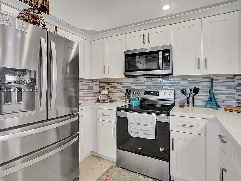 4219 Sabal Ridge Cir — Photo 12
