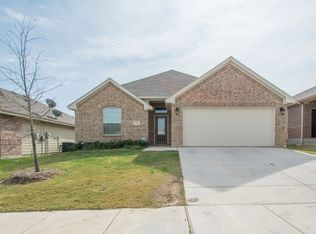 733 Poncho Ln, Haslet, TX 76052
