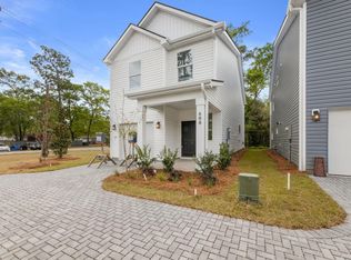 600 W 2nd North St, Summerville, SC 29483