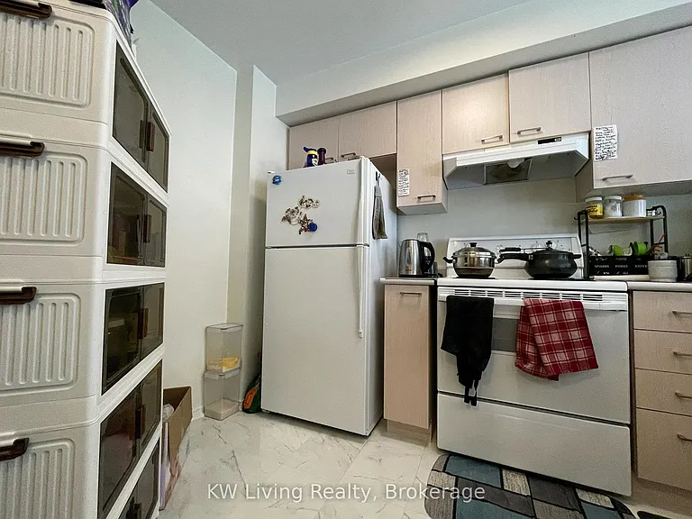 5 Alexis Way — Photo 5