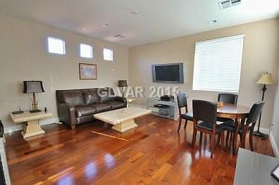5th image of 19 Avenza Dr