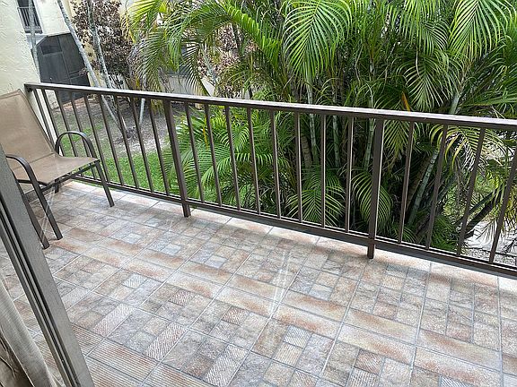 5th image of 7831 Miller Dr APT B208