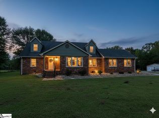 859 Cooper Bridge Rd, Fountain Inn, SC 29644