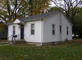 408 W Blackwood St, Sullivan, IL 61951