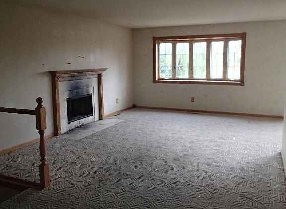 2nd image of 16850 Garnet St NW