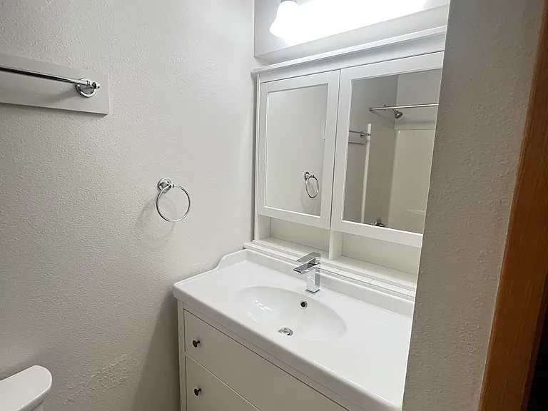 410 E Topaz Ave #B — Photo 24