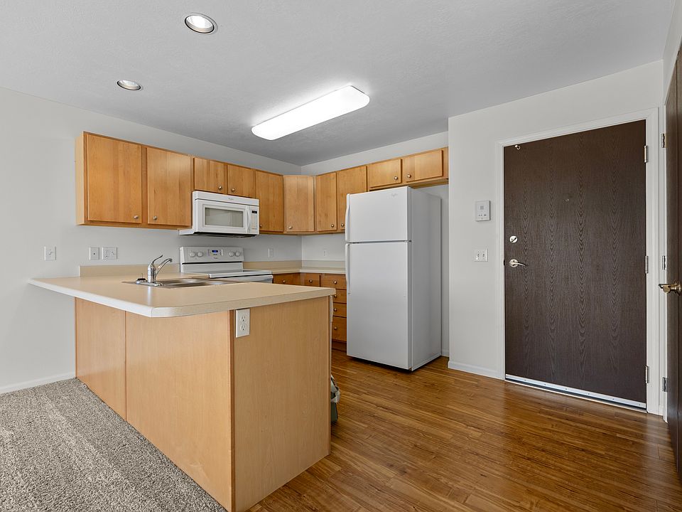 Highlands Ridge Apartments Kitchen