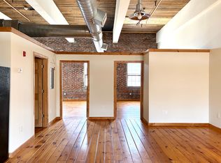 125 Goff Ave, Pawtucket, RI 02860