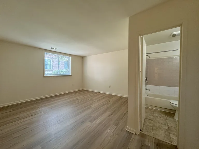 4675 Logsdon Dr — Photo 9