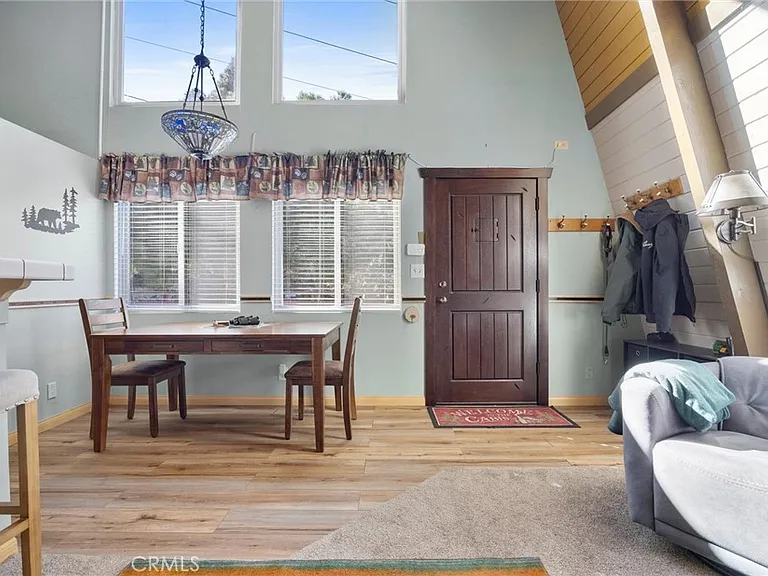 2116 Glacier Dr — Photo 10