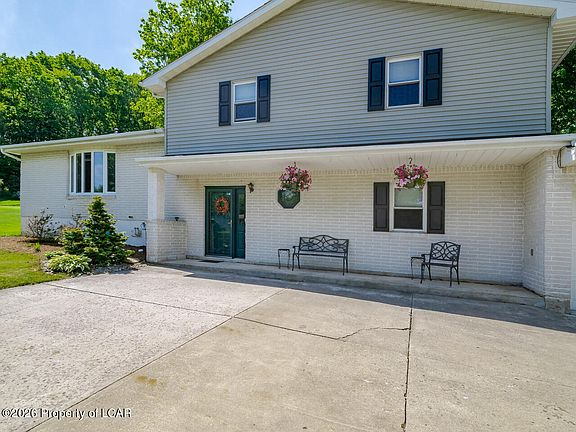 3rd image of 35 Charlwood Dr
