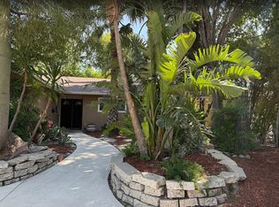 21830 Eccles St, Canoga Park, CA 91304