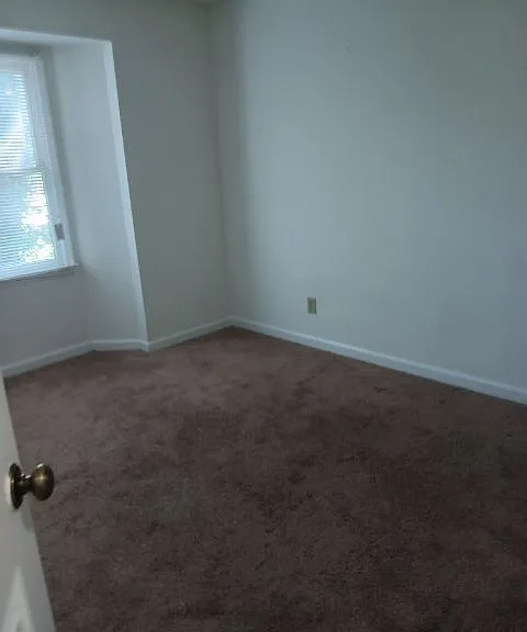 3117 Darden Rd #F — Photo 2