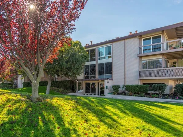 707 Fathom Dr APT 209, San Mateo, CA 94404