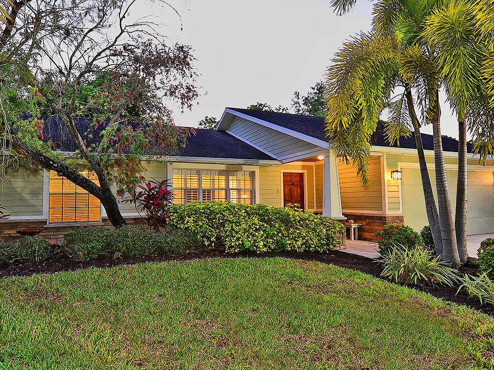 1st image of 960 Pomelo Ave