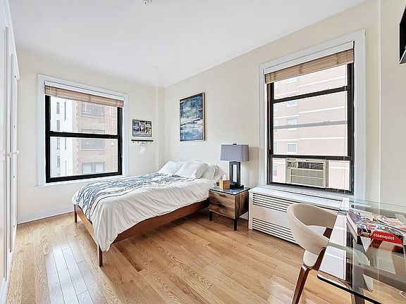 5th image of 251 W 89th St APT 10C