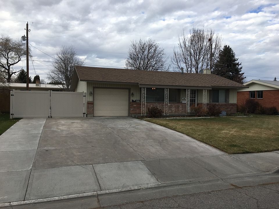 1st image of 760 Stimson Ave