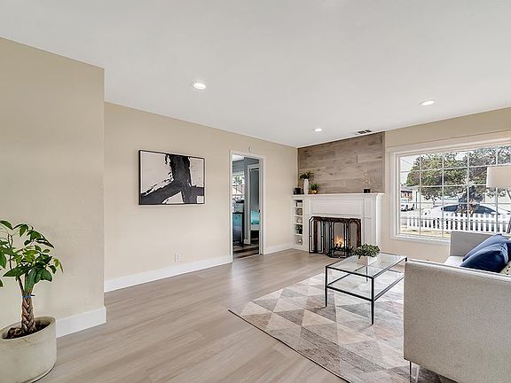 4th image of 1771 Beverly Blvd