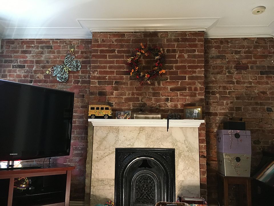 2nd image of 330 8th St