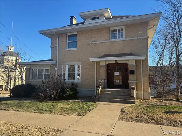 1001 Center St, Hannibal, MO 63401