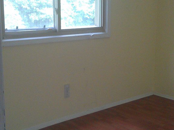 4th image of 28974 Eton St