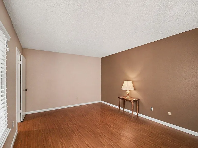 3150 Windchase Blvd — Photo 8
