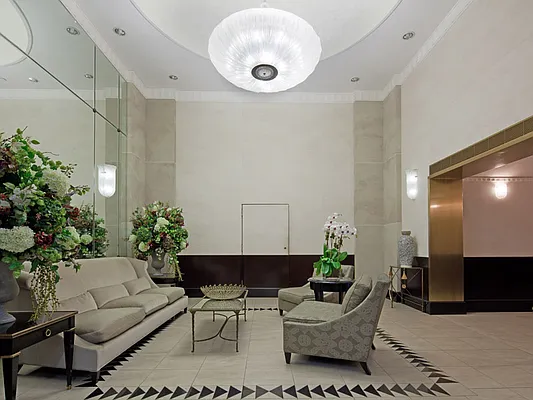 Rented by Sotheby's International Realty | media 25