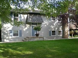5633 W 153rd Ave, Crown point, IN 46307