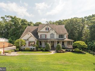 8 Samantha Ct, Sewell, NJ 08080