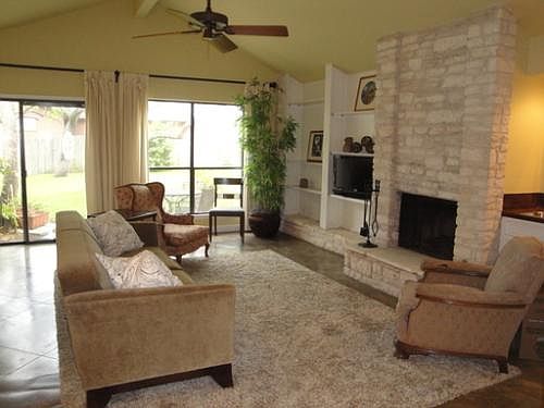 3rd image of 6701 Vallecito Dr