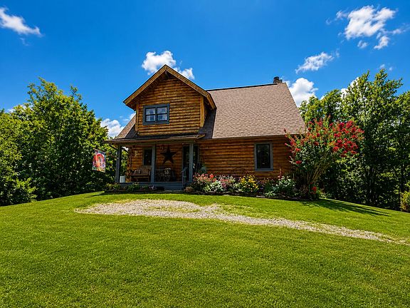 2nd image of 507 Peacock Way