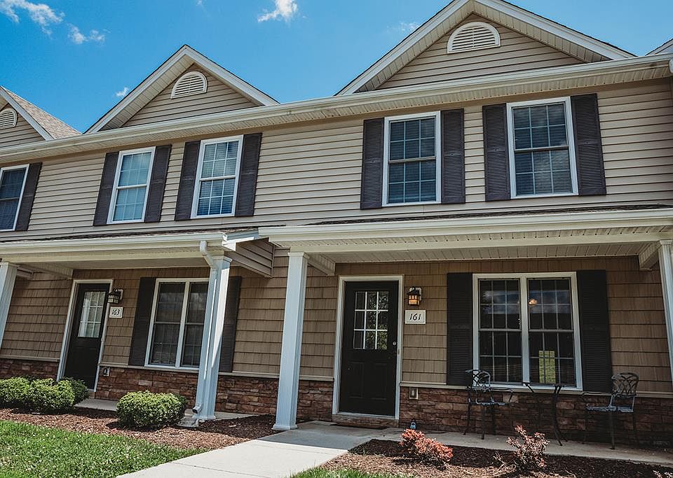 1st image of 161 Old Tavern Cir
