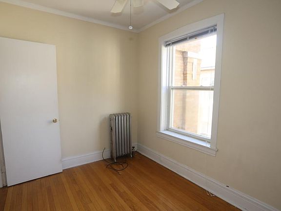 3rd image of 5057 N Damen Ave APT 03W