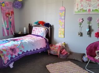 8545 W Hammer Ln, Las Vegas, NV 89149