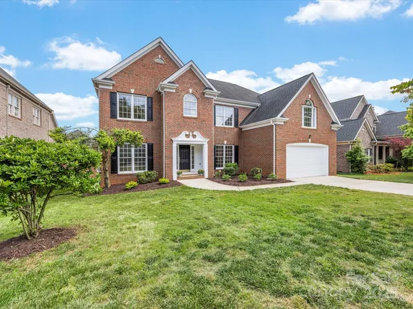 9923 Paradise Ridge Rd, Charlotte, NC 28277