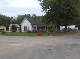 302 NE B St, Bentonville, AR 72712