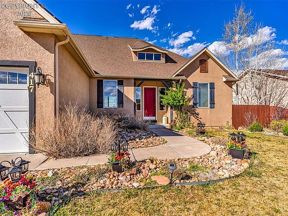 3rd image of 417 Gold Canon Rd