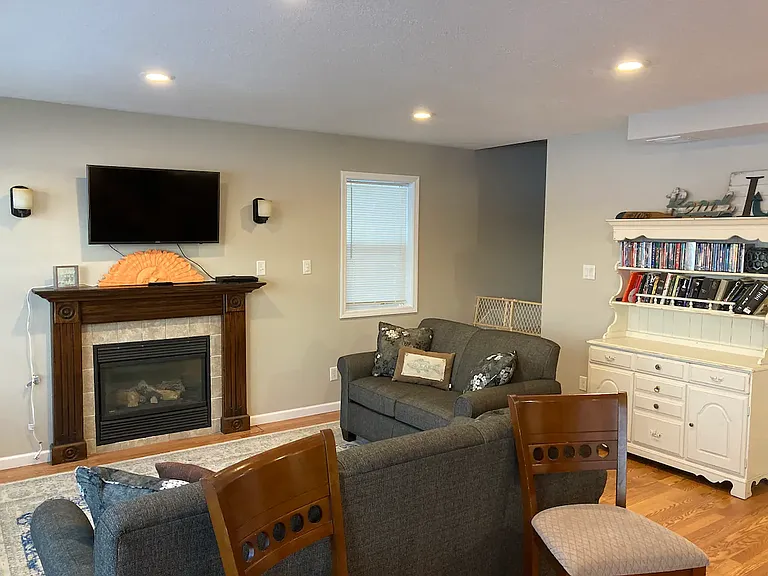home does not come furnished. furnishing is for visual reference only.
