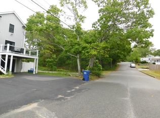 6 & 8 Acorn St, Wareham, MA 02571