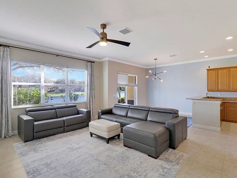 4790 Cadiz Cir — Photo 6